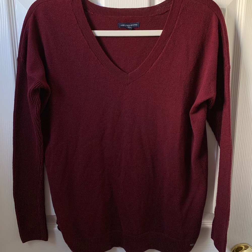 American Eagle sweater